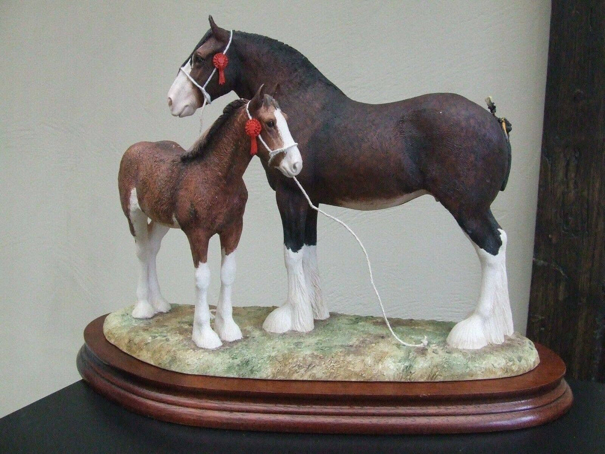 RAFFLE - BORDER FINE ARTS MARE AND FOAL